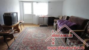 INCHIRIEM CASA D+P+E+M,   SINGUR IN CURTE,   zona CALEA DUMBRAVII