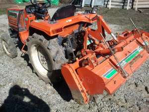 Tractorase japoneze HINOMOTO model nou pret avantajos cu freza+plug