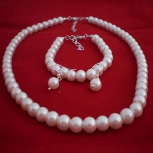 Bijuterii handmade