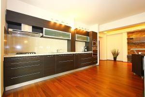 Inchiriere apartament de 3 camere in Orhideea Gardens