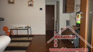 VAND APARTAMENT 2 CAMERE,   56 mp,   ZONA MIHAI VITEAZU