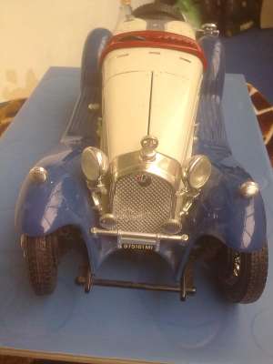 VAND MASINUTA DE COLECTIE 100 RON