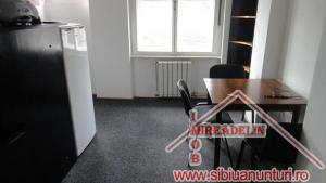 VAND APARTAMENT 2 camere,   60 mp,   zona ULTRACENTRALA