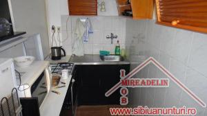 VAND APARTAMENT 2 camere,   60 mp,   zona ULTRACENTRALA