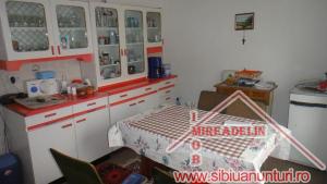 VAND APARTAMENT LA CASA,   5 CAMERE,   D+P,   Cartier LAZARET