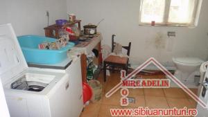 VAND APARTAMENT LA CASA,   5 CAMERE,   D+P,   Cartier LAZARET
