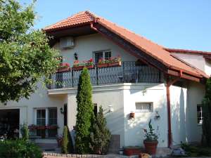 Vand proprietate superba Izvorani - COR
