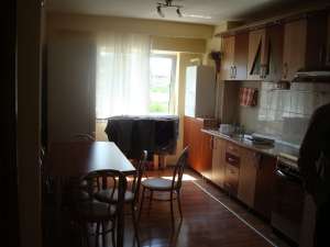 TRAIAN 3 CAMERE MOBILAT FINISAT