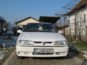 vand renault 19