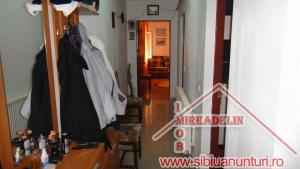 VAND APARTAMENT 2 camere decomandate Valea Aurie
