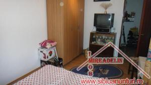 VAND APARTAMENT 2 camere decomandate Valea Aurie