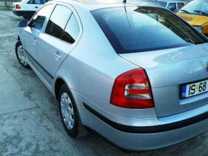 skoda octavia 2 2007 pret fix 5100 euro inmatriculata