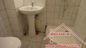 VAND APARTAMENT 4 camere zona Turnisor,   Soseaua Alba Iulia