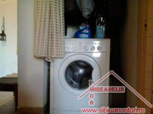 VAND APARTAMENT 2 camere decomandate,   Valea Aurie