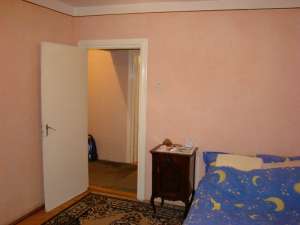 De vanzare apartament cu 4 camere in Oradea,   pe Bulevardul Dacia intre Profi si TVS.