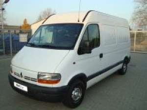 dezmembrez renault master 2002