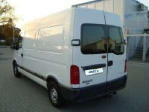 dezmembrez renault master 2002