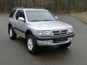 dezmembrez opel frontera b