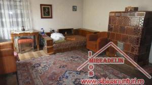 VAND APARTAMENT LA CASA,    2 CAMERE,    ZONA CENTRALA
