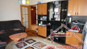 VAND APARTAMENT 3 CAMERE,   CARTIER STRAND