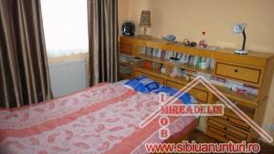VAND APARTAMENT 3 CAMERE,   CARTIER STRAND