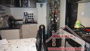 VAND APARTAMENT 3 CAMERE,   SELIMBAR