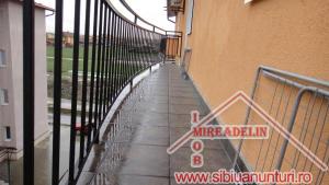 VAND APARTAMENT 3 CAMERE,   SELIMBAR