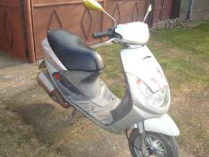 vand peugeot scooter si un hexagon