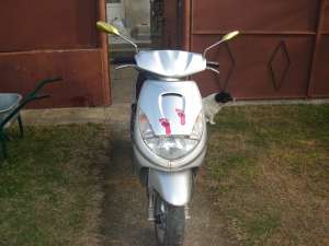vand peugeot scooter si un hexagon