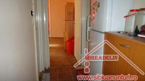 INCHIRIEZ APARTAMENT 2 CAMERE,  CEDONIA