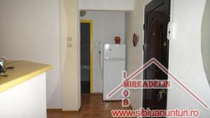 INCHIRIEZ APARTAMENT 2 CAMERE,   STEFLESTI
