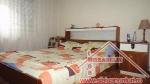 INCHIRIEZ APARTAMENT 2 CAMERE,   STEFLESTI