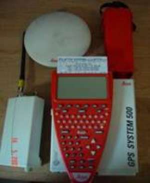 Sistem GPS RTK (Rover - ROMPOS) Leica SR530