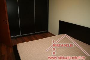 VAND APARTAMENT 2 CAMERE,  ZONA INTEREX