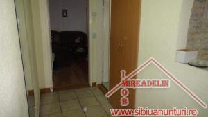 VAND APARTAMENT 2 CAMERE,   TEREZIAN