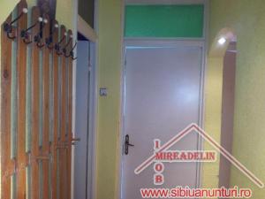 INCHIRIEZ APARTAMENT 3 CAMERE,   MARAMURESULUI