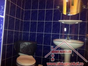 INCHIRIEZ APARTAMENT 3 CAMERE,   MARAMURESULUI