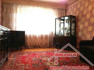 INCHIRIEZ APARTAMENT 2 CAMERE DECOMANDATE VASILE AARON