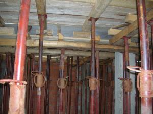 Inchiriez popi metalici 3.6m transport inclus