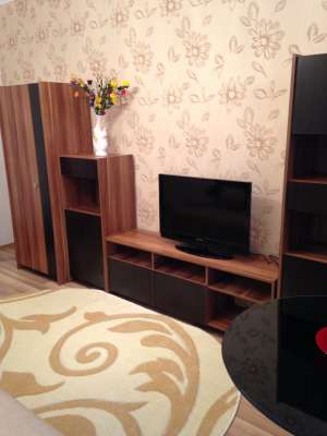Inchiriez Apartament 2 camere de lux in RIN