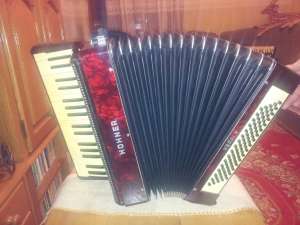 Vand Acordeon Hohner Verdi II in sita bandonat 880Hz
