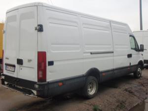 IVECO TurboDaily 35C15 Maxi 2.3 HPI - Duba Furgon Autoutilitara
