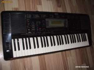 Yamaha PSR 630