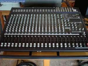 vand mixer yamaha emx 5000 - 20 - 650 euro neg impecabil