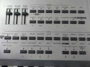 KORG PA 80 IMPECABIL