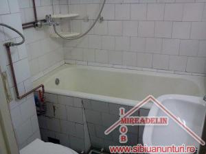 INCHIRIEZ APARTAMENT 2 CAMERE,   STRADA RAHOVA