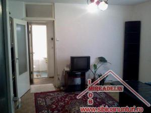 INCHIRIEZ APARTAMENT 2 CAMERE,   STRADA RAHOVA