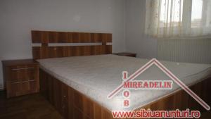 INCHIRIEZ APARTAMENT 2 CAMERE CEDONIA