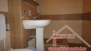 INCHIRIEZ APARTAMENT 2 CAMERE CEDONIA
