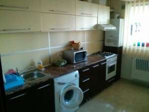 vind apartament 2 cam 90 mp